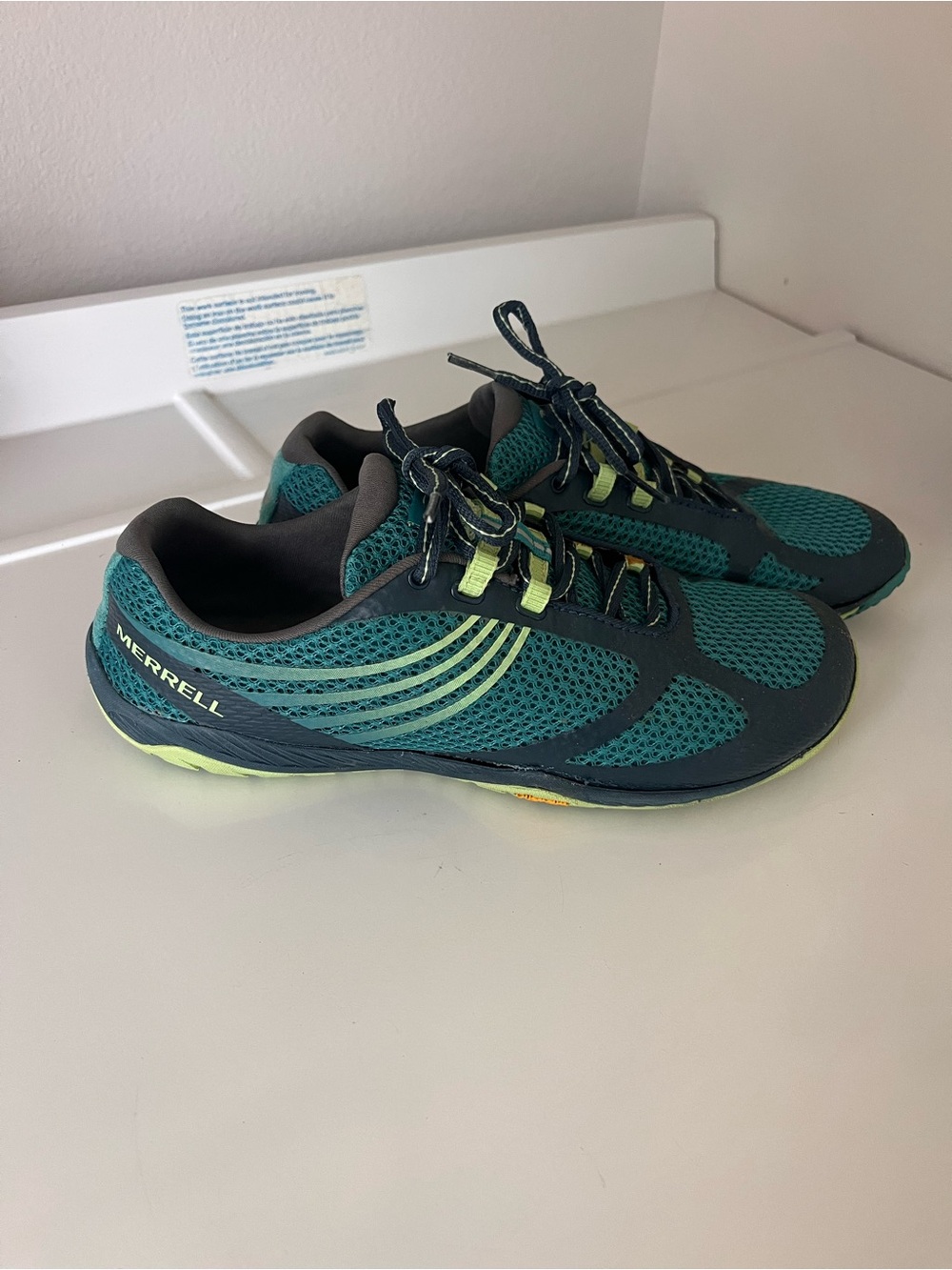 Merrell Teal Pace Glove 3 Women’s Hiking Shoes Sz 10